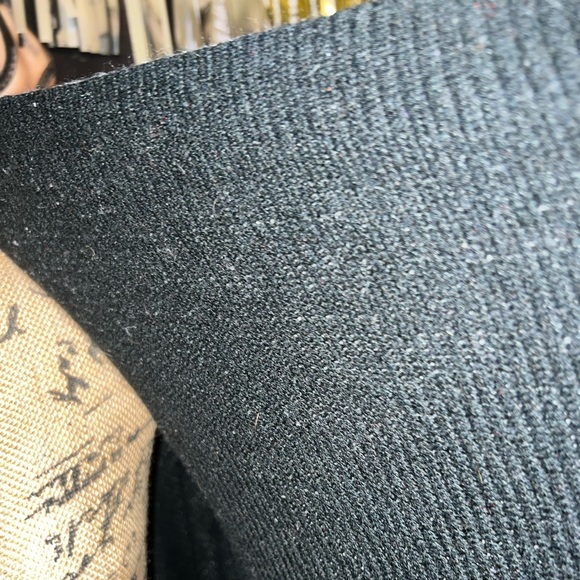 White Leopard Print Fringe Shawl/ Wrap - Picture 5 of 7